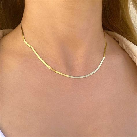 Thin Herringbone Gold Necklace